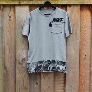 NIKE Grey T-Shirt